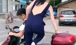 交通小姐姐照片,镜头下的美丽与智慧